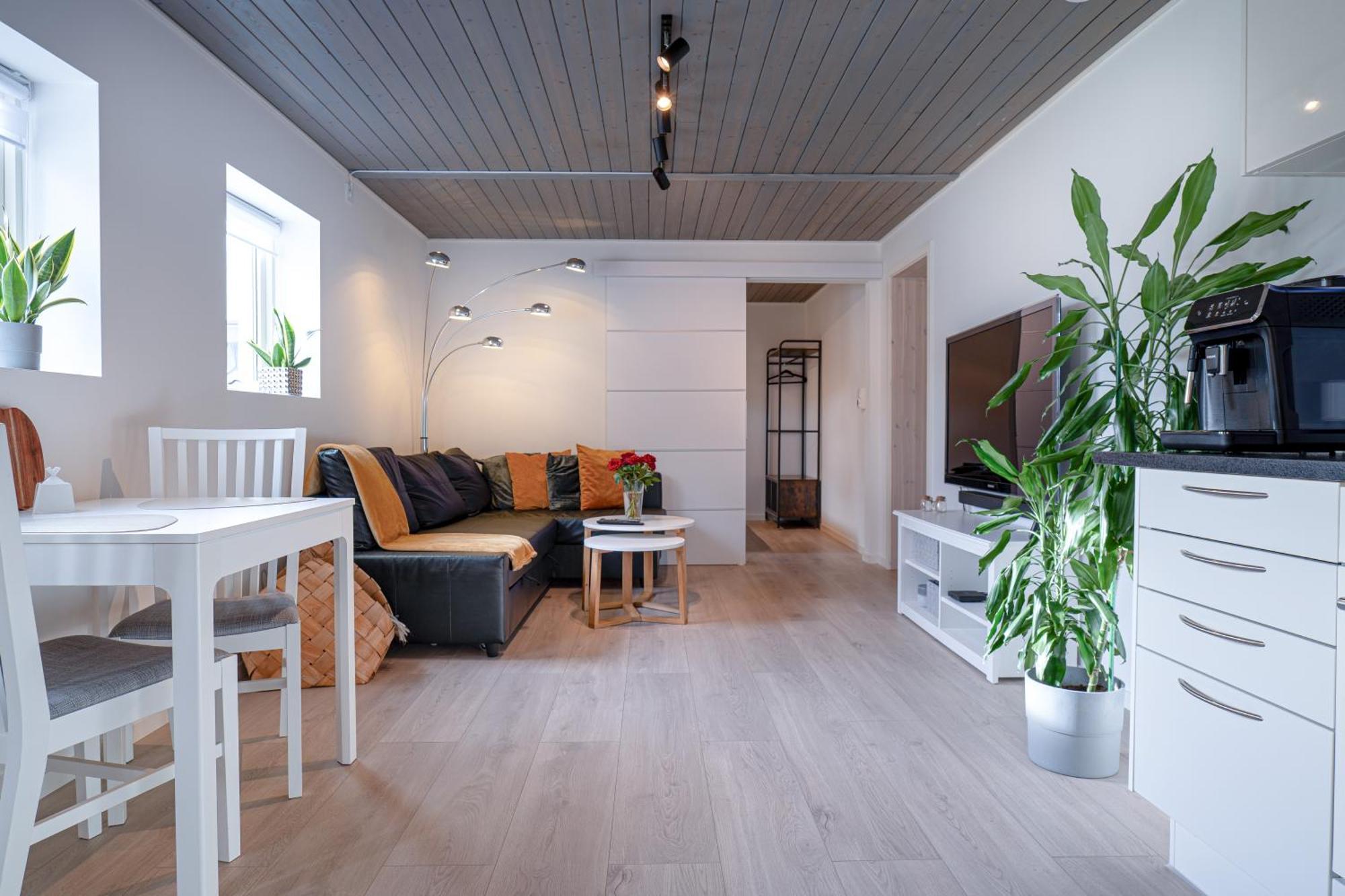 Ks Apartment Near Bergen Esterno foto